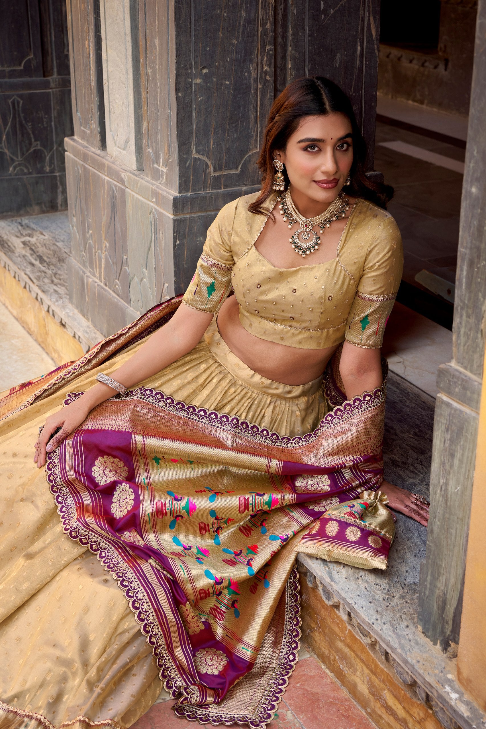 Elegant Simmer Organza Zari Work Lehenga Set With Batwa For Women
