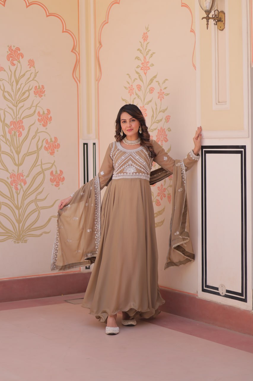 Glamorous Star Georgette Embroidery Gown Set
