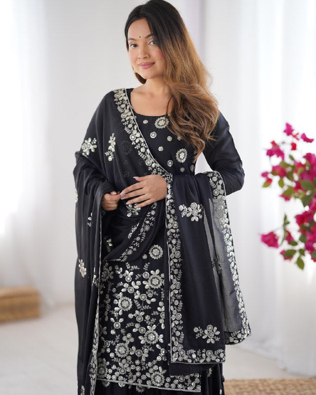 
Fancy Star Georgette Silk with thread & Sequence Work Fancy Suit Set
