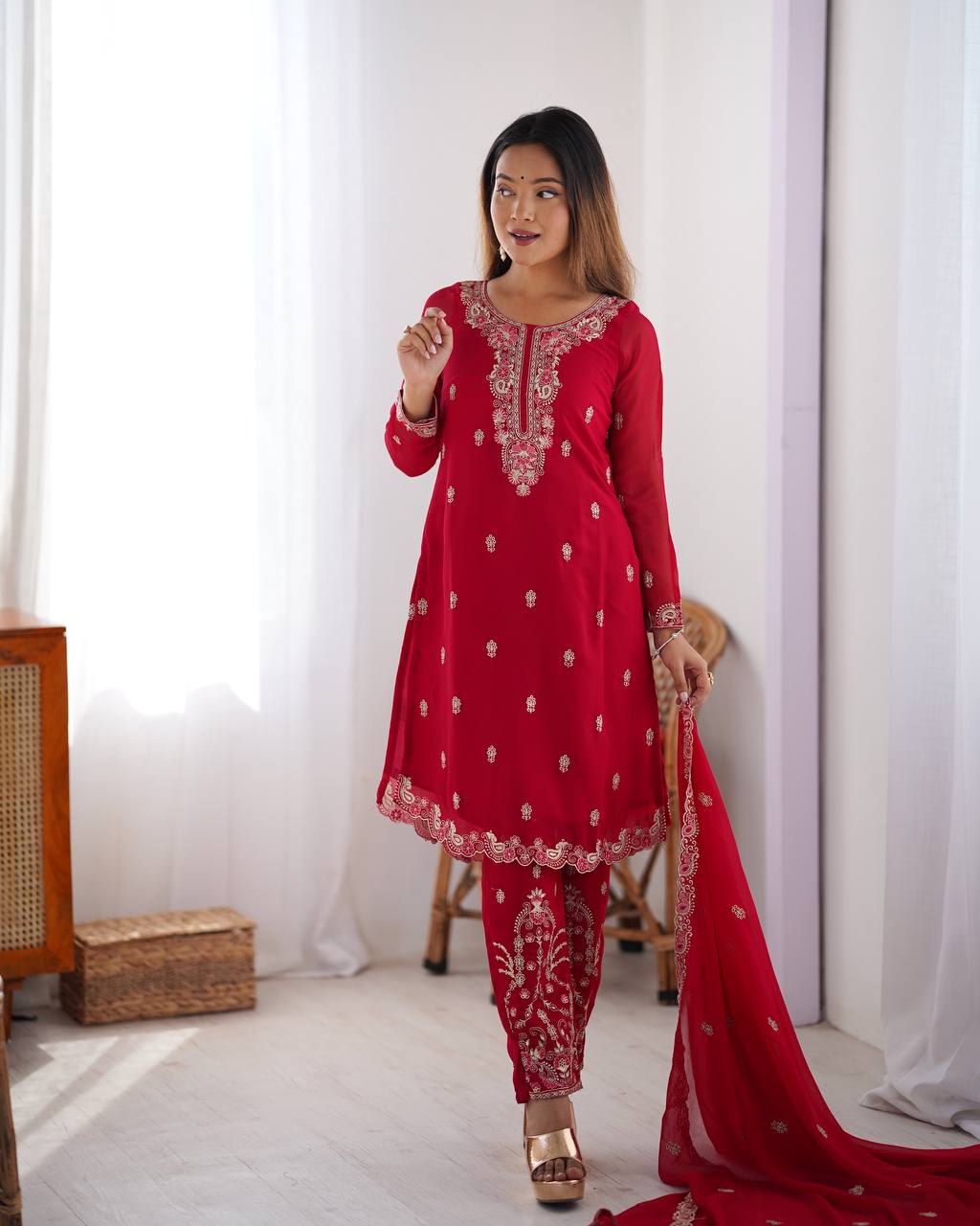 Stunning Faux Georgette thread with Sequence work Wedding Suit Set
