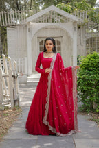 Stylish Women Tiered Gown With Dupatta Set
