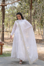 Stylish Women Tiered Gown With Dupatta Set