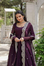 Stylish Women Tiered Gown With Dupatta Set
