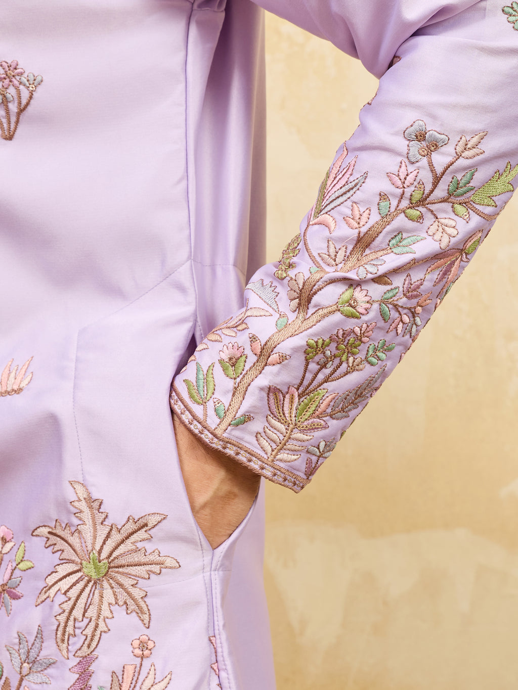 Trendy Lavender Viscose Silk Thread Embroidery Kurta Pant Set
