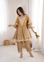 Two-Tone Tissue Mirror Work Ready-Made Top Bottom Set with Designer Batwa
