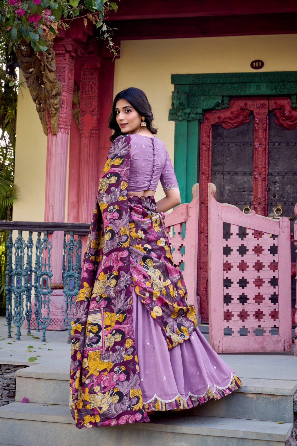 Traditional Glamour in Vichitra Silk Lehenga Choli with Kalamkari Dupatta