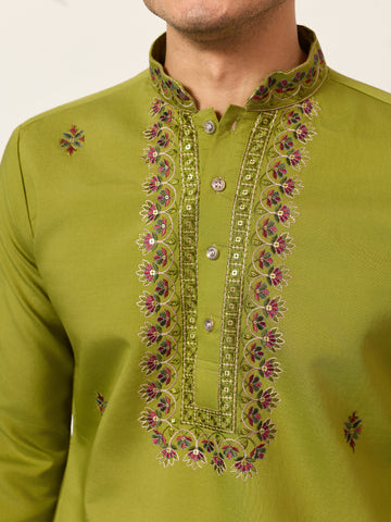 Classic Wedding Fluorescent Green Mens Wear Kurta with Dupatta