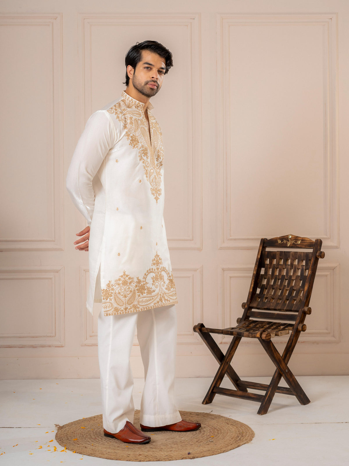 White Embroidered Thread Work Kurta Set | Tulip Designer
