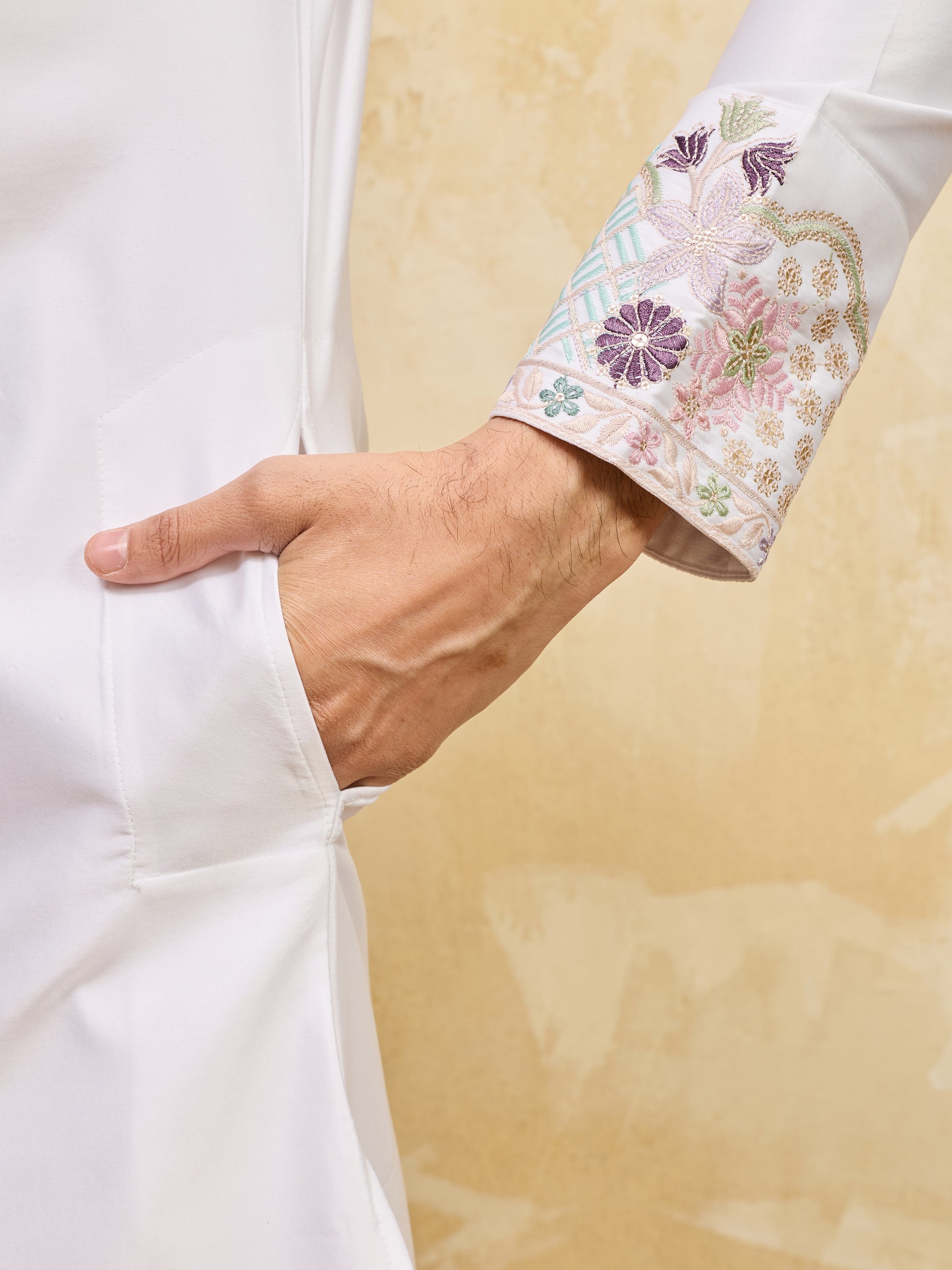 Classic White Thread Work Kurta And Pant Set For Festive Wear
