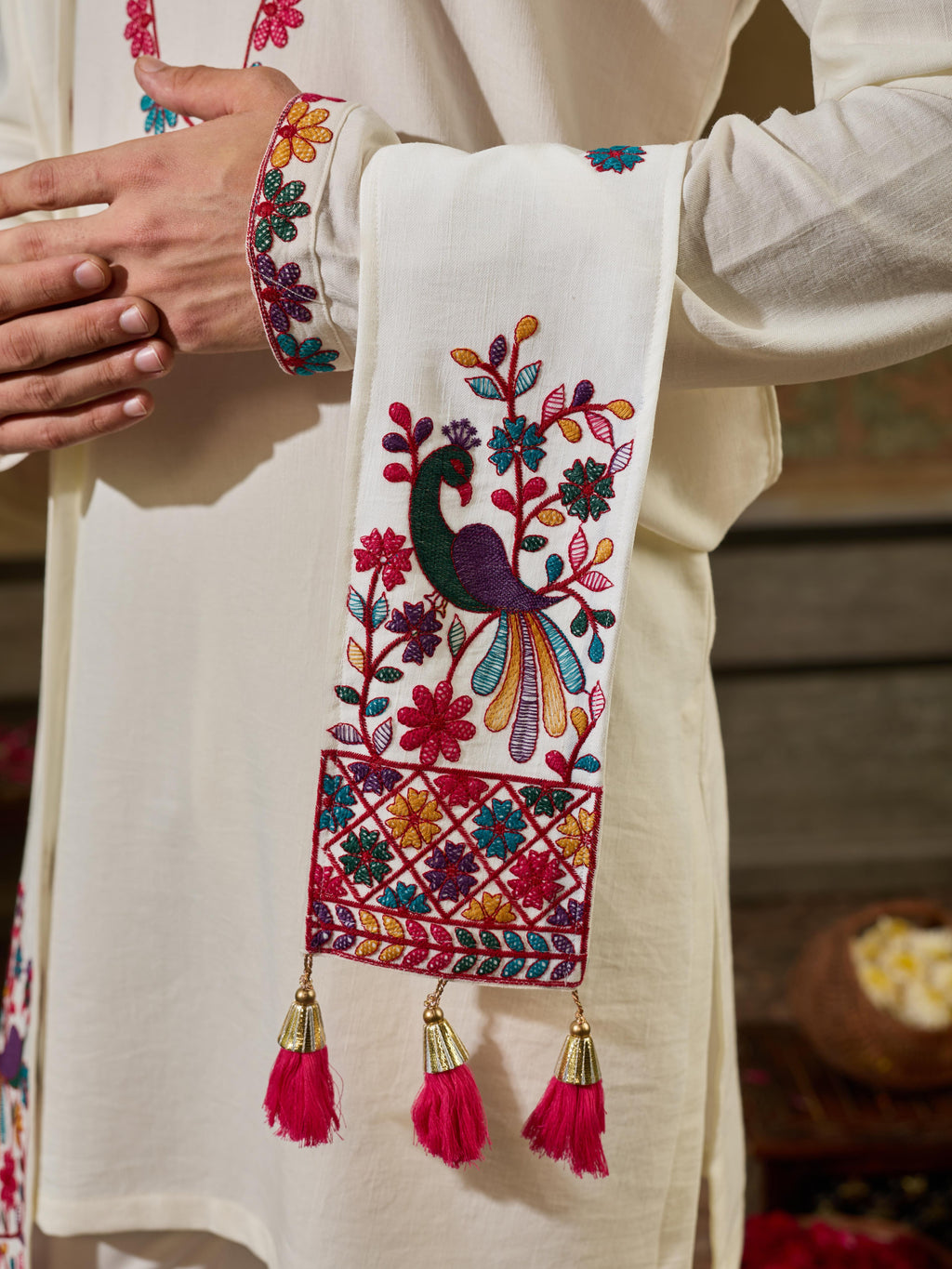 White Rayon V Neck Kurta Dupatta Set | Tulip Designer
