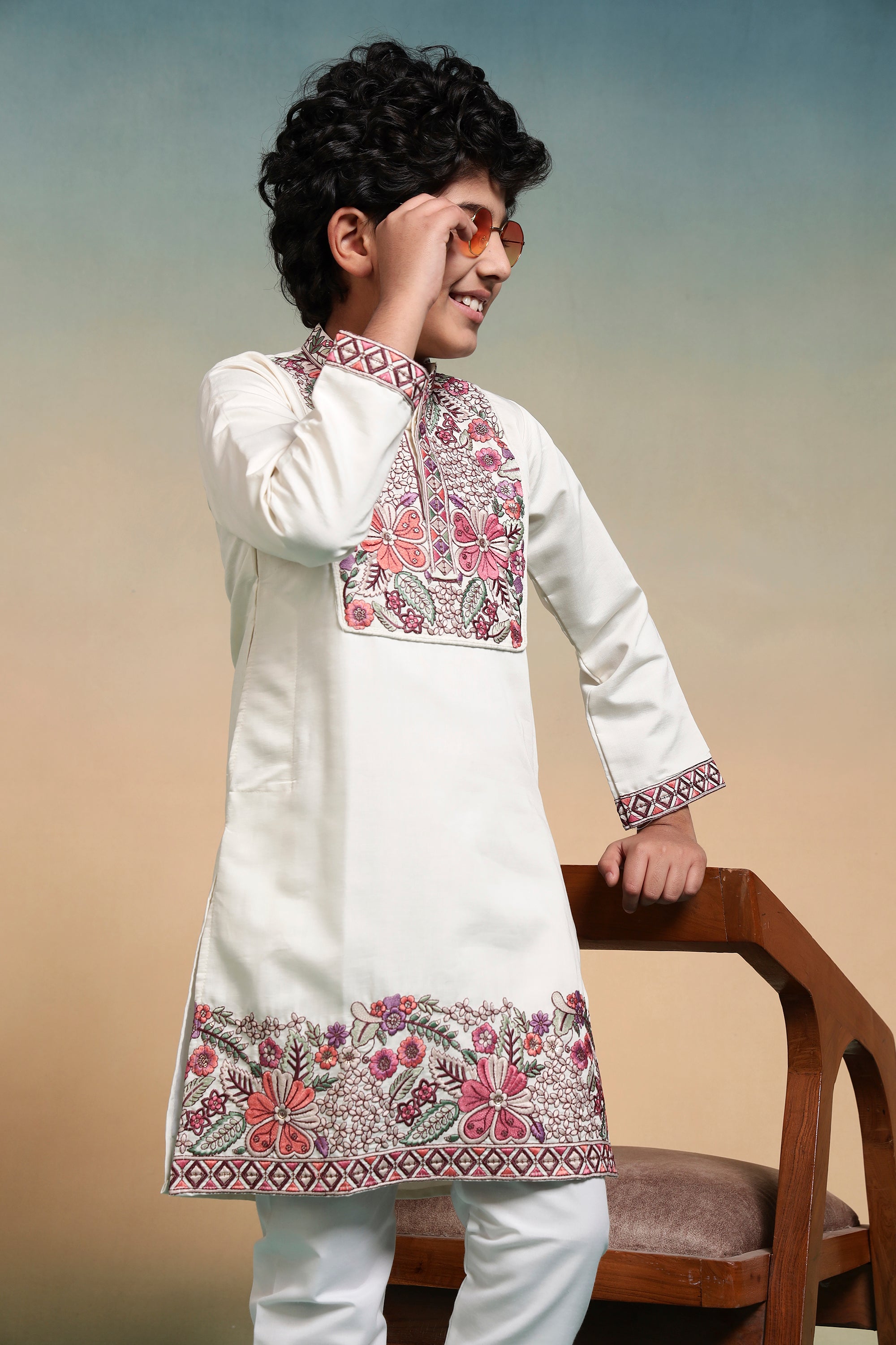 White Embroidered Work Kurta Pant Set For Festive Season