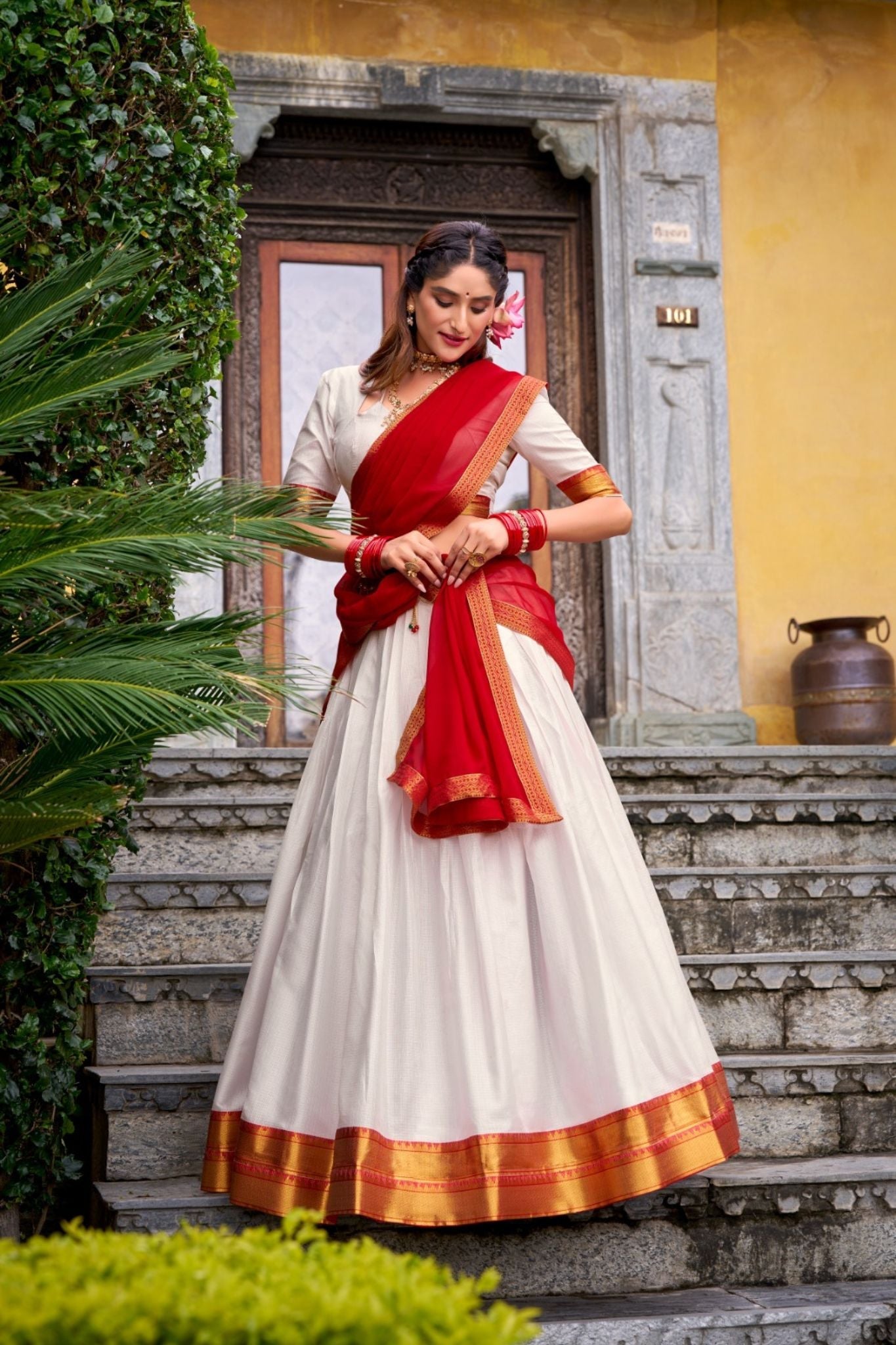 Ready-to-Wear Zari Woven Lehenga Set with Unstitched Blouse and Lace Border Dupatta