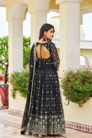 Gorgeous Embroidered Georgette Wedding Wear Lehenga Choli