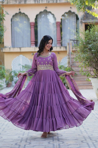 Light Purple Color Star Georgette Fabrics and Designer Embroidered Dupatta With Attractive Lace Border