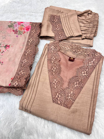 Beautiful kurta three piece set fancy cutwork lace detail on sleeves and necline with duppta set